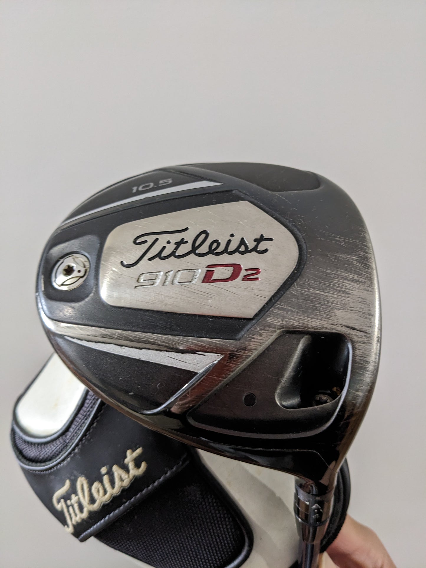 Titleist 910 D3 10.5 Golf Driver - Regular Shaft - Right Handed with Cover t36