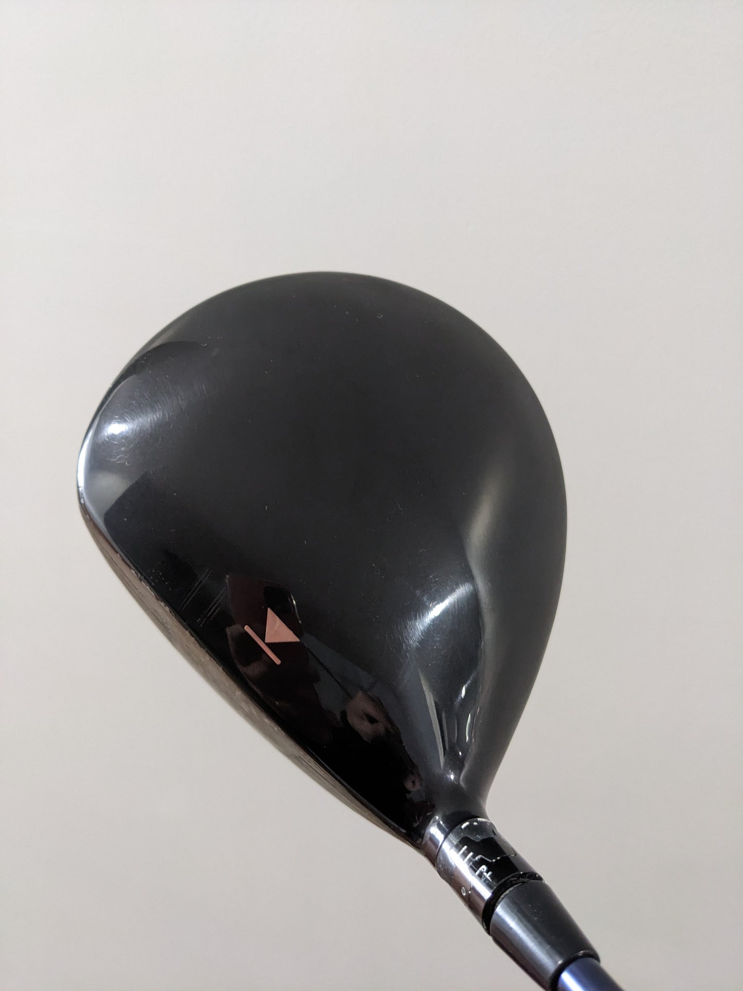 Titleist 910 D3 10.5 Golf Driver - Regular Shaft - Right Handed with Cover t36