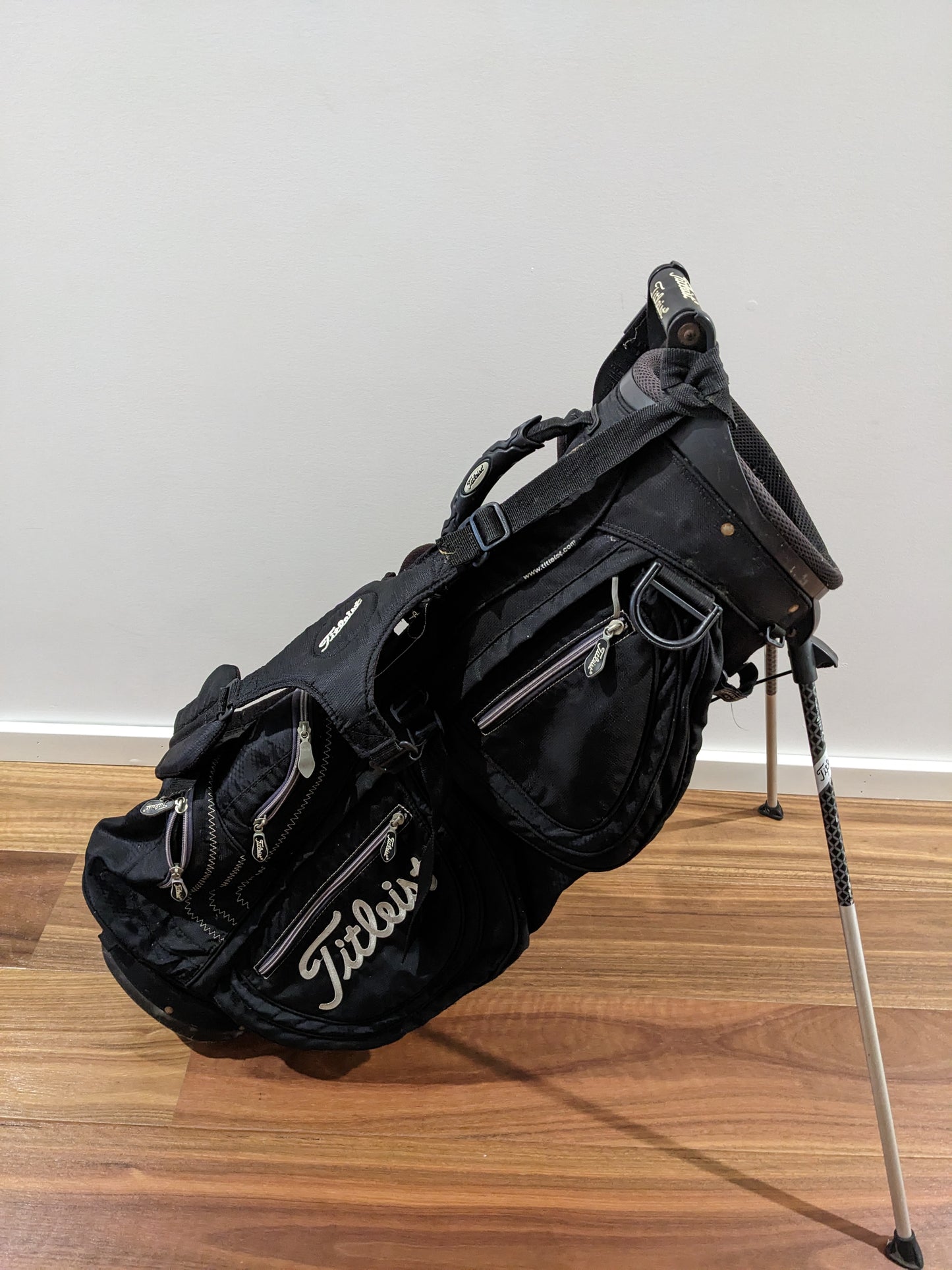 Titleist Carry Golf Stand Bag - Black - t38