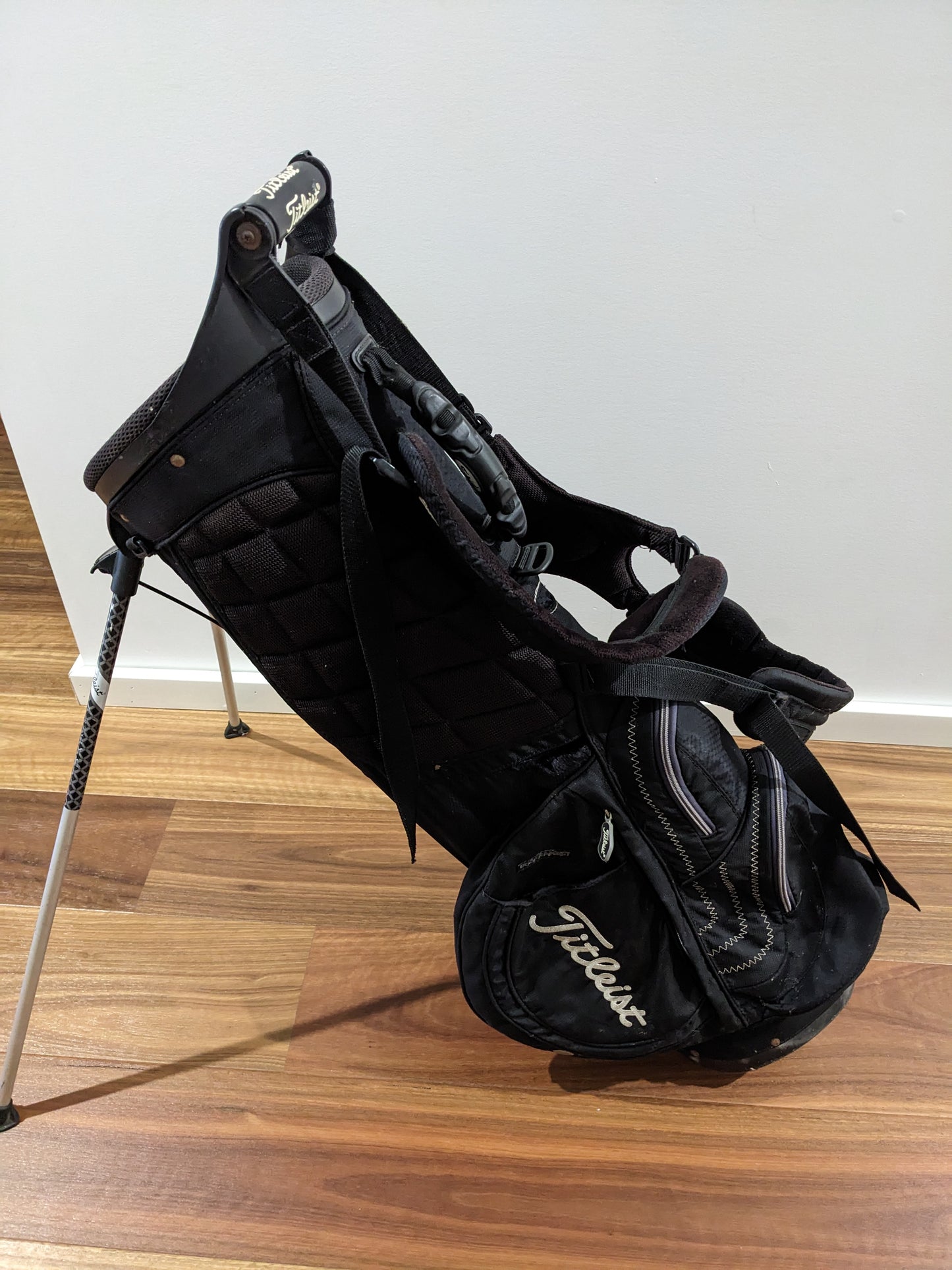 Titleist Carry Golf Stand Bag - Black - t38